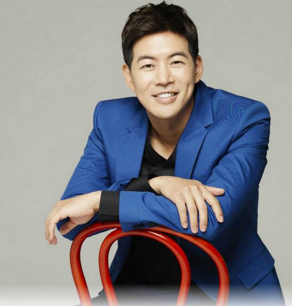 20140812 Latest Photos of the Jaw-droppingly Handsome Lee Sang Yoon.